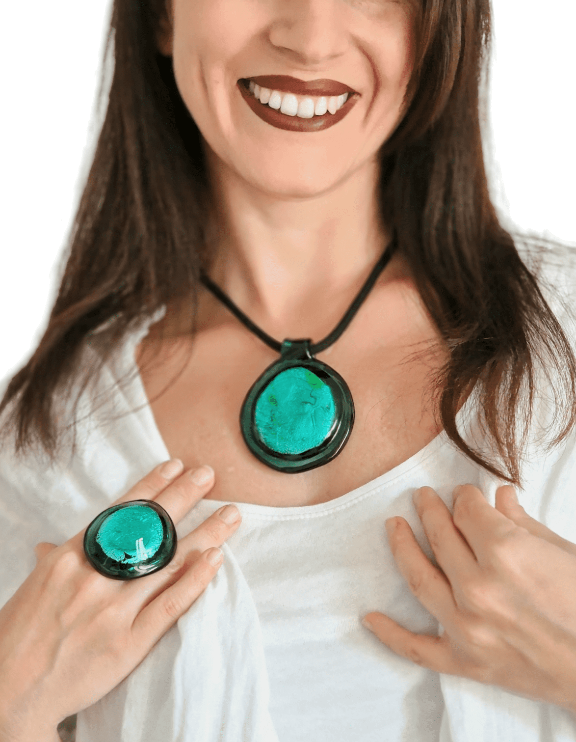 10 Stunning Bold Pendant Necklaces That Scream Confidence: Your Ultimate Guide - atelieralessandra