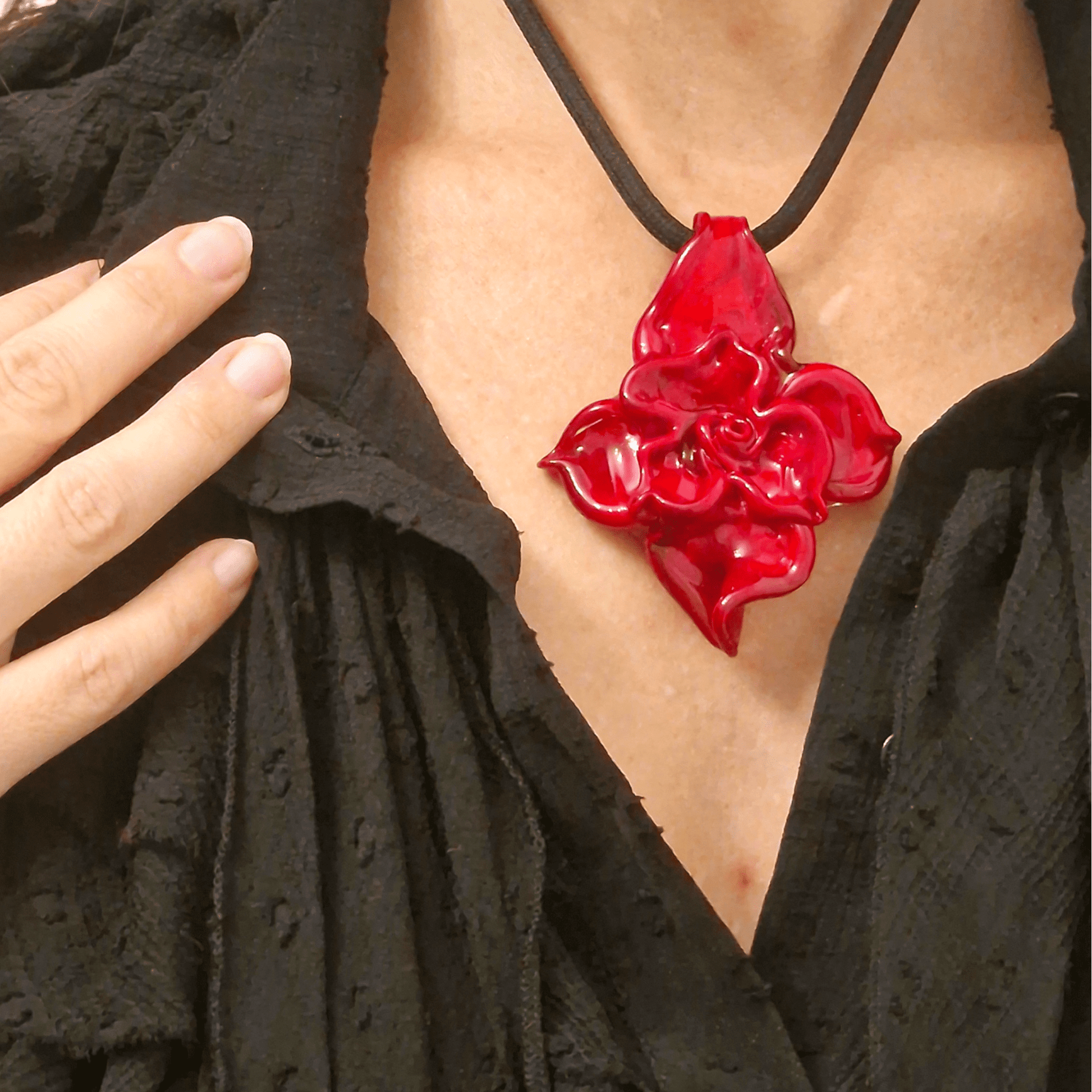 Murano Glass Rose Pendant - authentic Venetian glass pendant jewelry